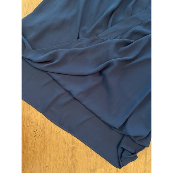 LIsa Rinna Overlay Blouse Navy - XL - Picture 2 of 5